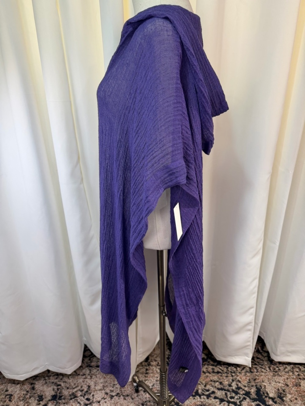 NWT Lisa Marie Fernandez ‘Oversized Crinkled Linen-Blend Gauze Poncho’ in Purple - Picture 5 of 16